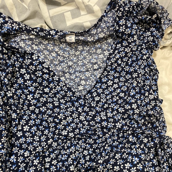 Plus size Maternity Top from Old Navy - Picture 1 of 1